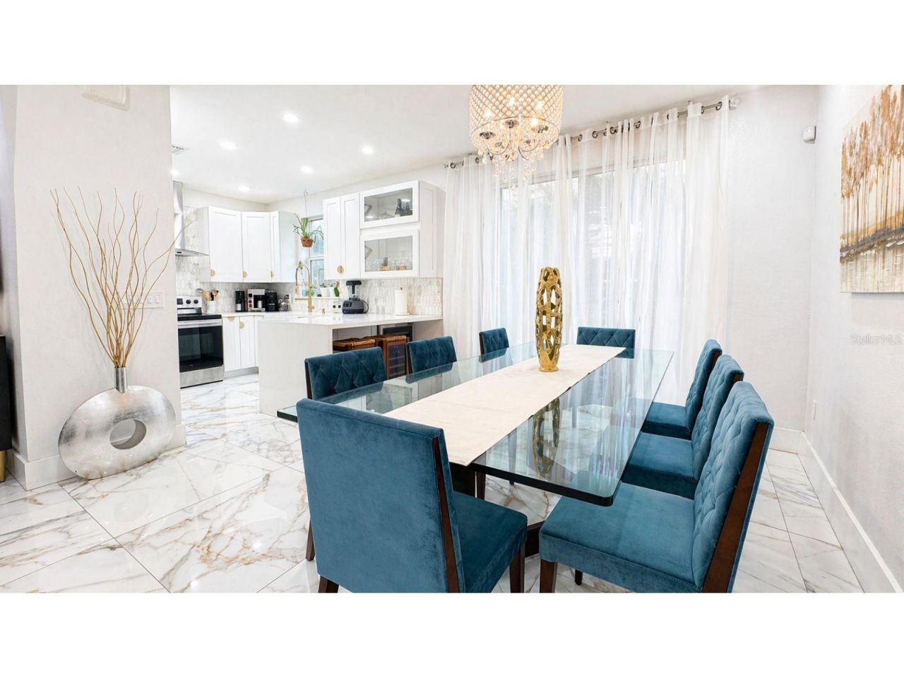 1041 NE 208th St, Miami, FL 33179 Photo