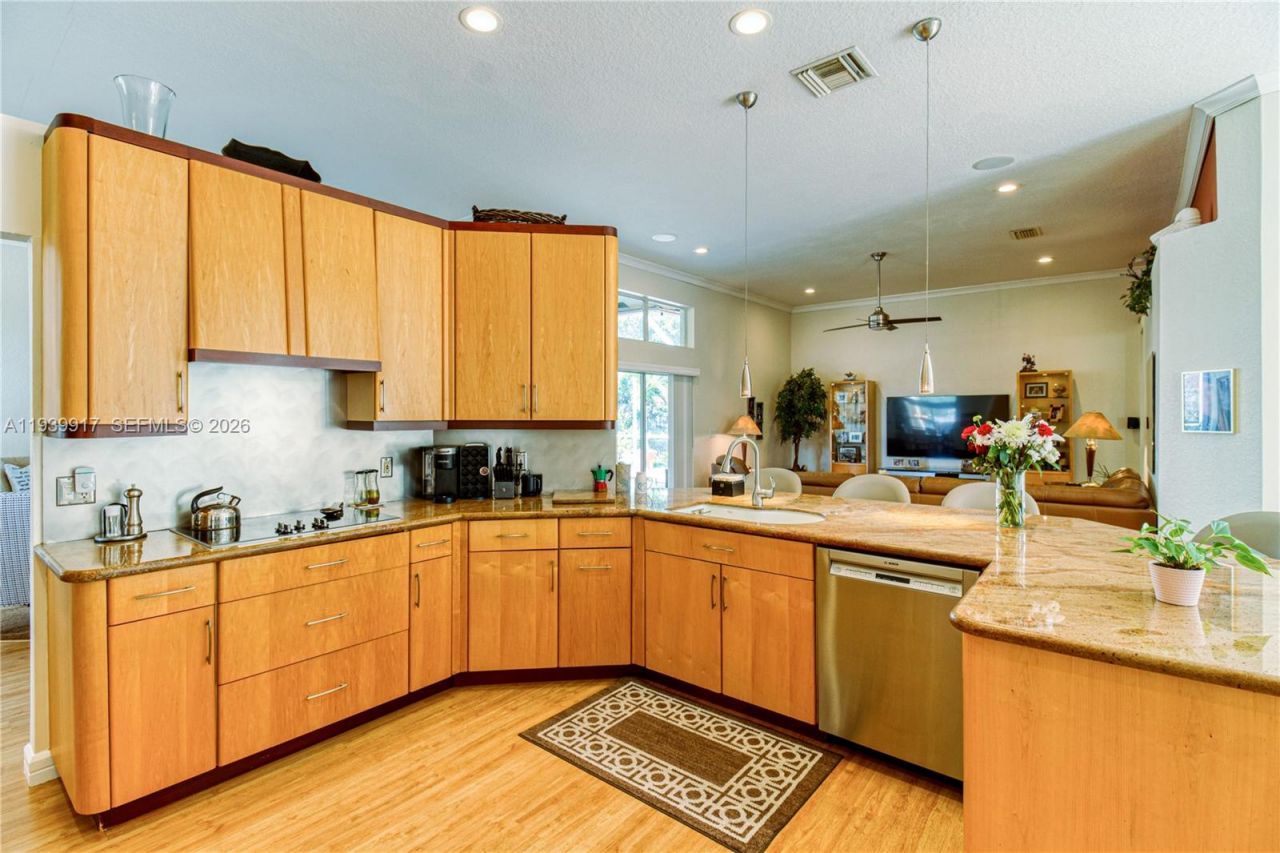 2531 NW 106th Ave, Coral Springs, FL 33065 Photo