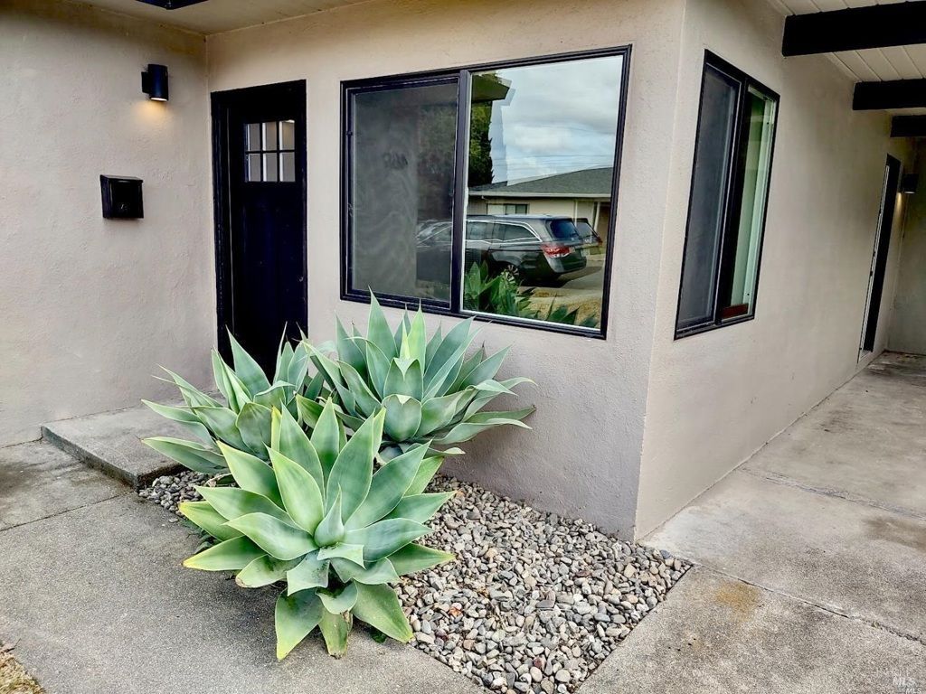 469 La Jolla St, Vallejo, CA 94591 Main Photo