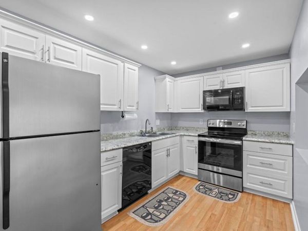 1010 Green Pine Boulevard, Unit E1, West Palm Beach, FL 33409