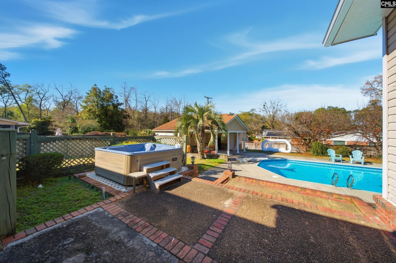 2116 Durham Drive Photo 4