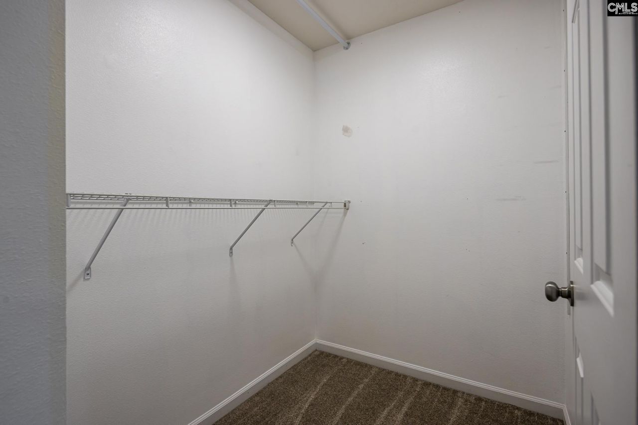 412 Hedge Grove Lane Photo 13