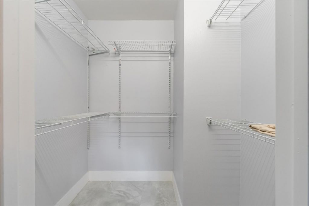 9523 S Hollybrook Lake Drive, Unit 102, Pembroke Pines, FL 33025 Photo