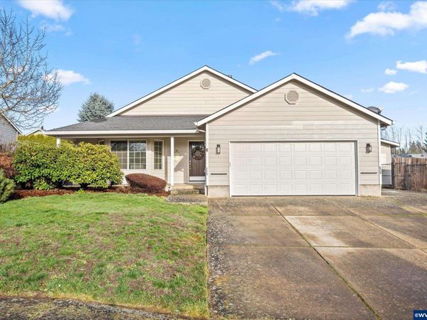 186 NW Elderberry Ln, Dallas, OR 97338