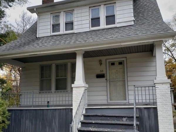 33 S Marshall Street, Pontiac, MI 48342