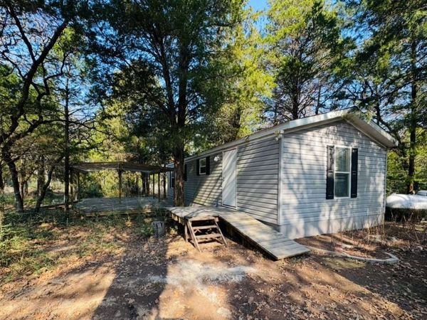 1575 County Road B RD, Lexington, TX 78947