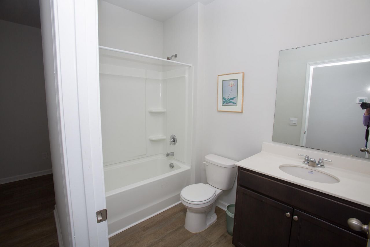 212 N Light Way Photo 15