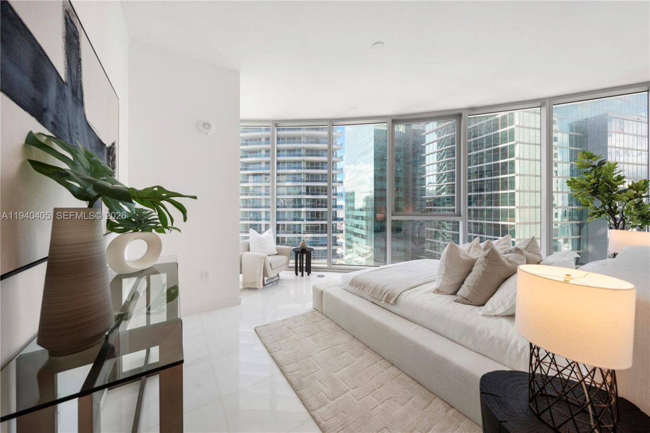 300 Biscayne Blvd Way , Unit 3407, Miami, FL 33131 Photo