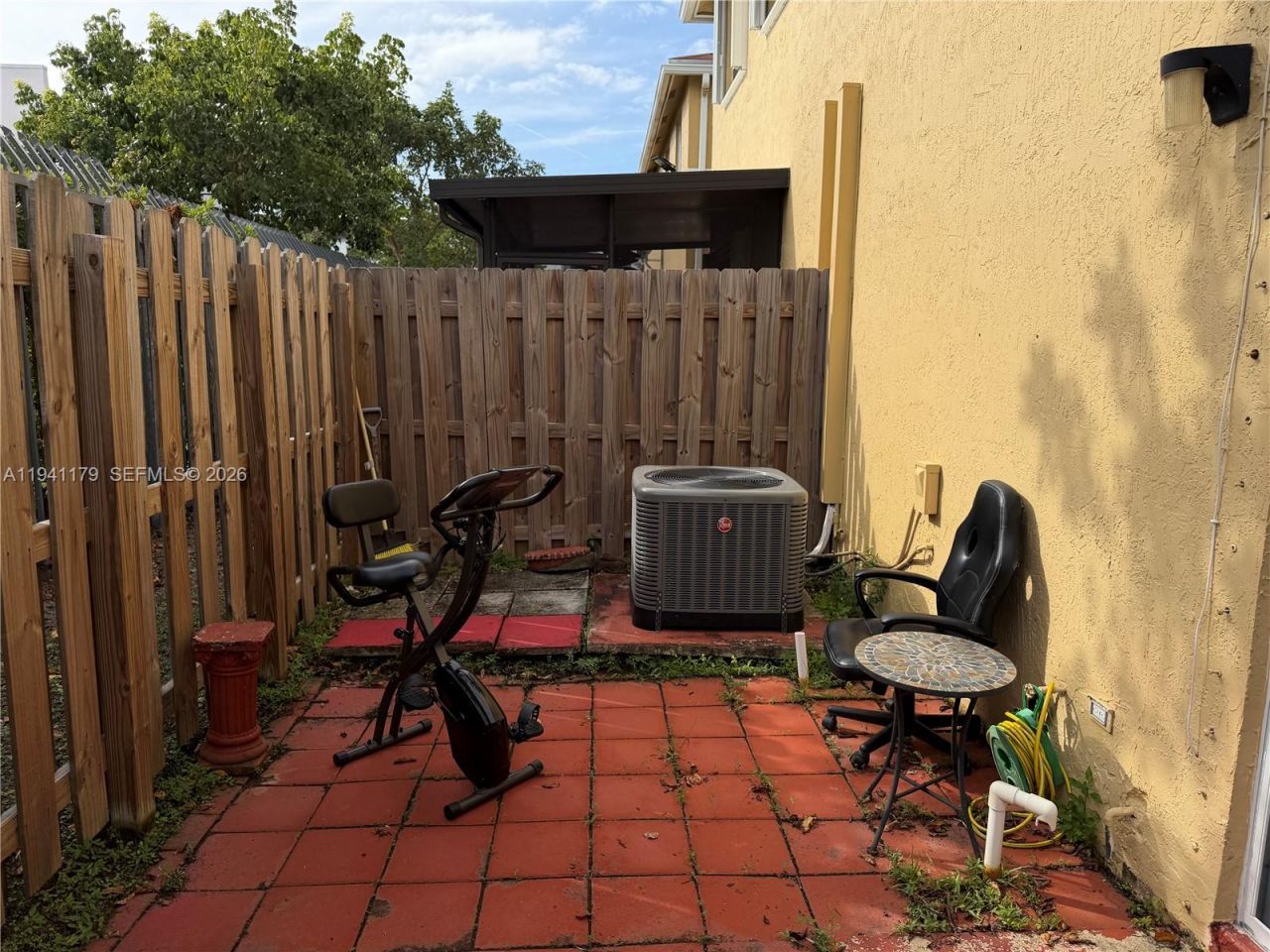 810 NE 212th Ter, Unit 2, Miami, FL 33179 Photo