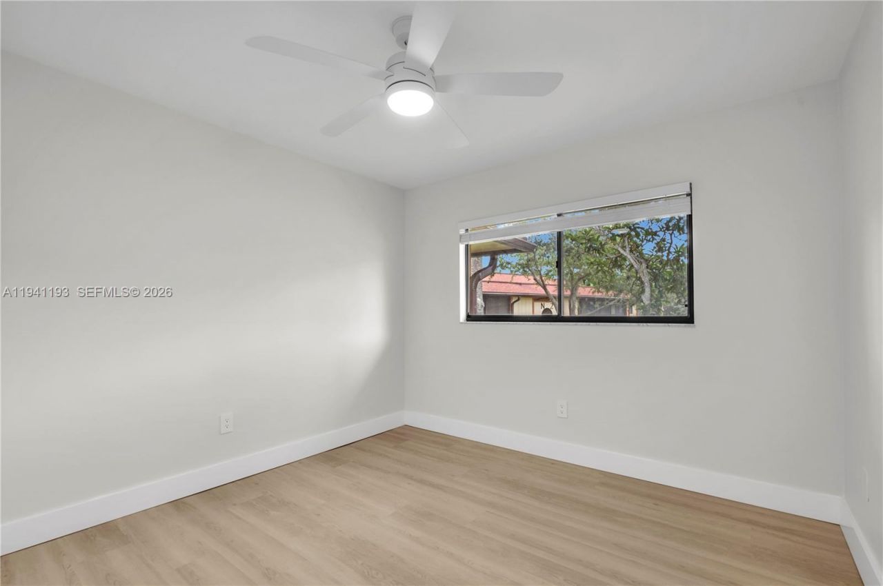 10959 W Clairmont Cir, Unit 211, Tamarac, FL 33321 Photo