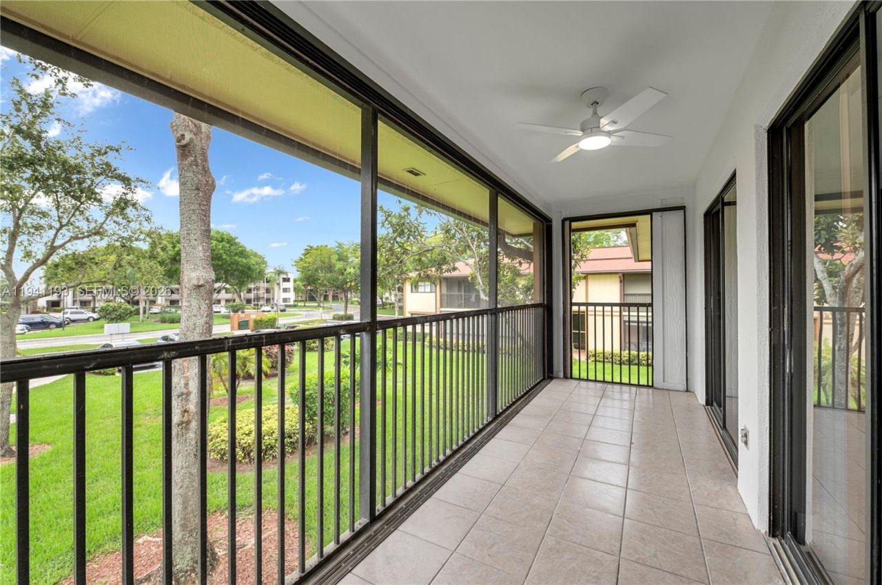 10959 W Clairmont Cir, Unit 211, Tamarac, FL 33321 Photo