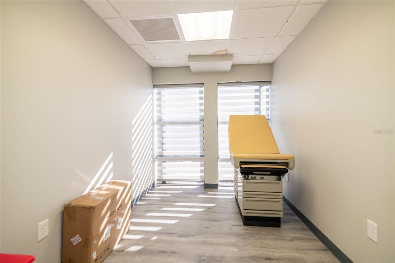 2650 Bahia Vista Street, Unit 302, Sarasota, FL 34239 Photo