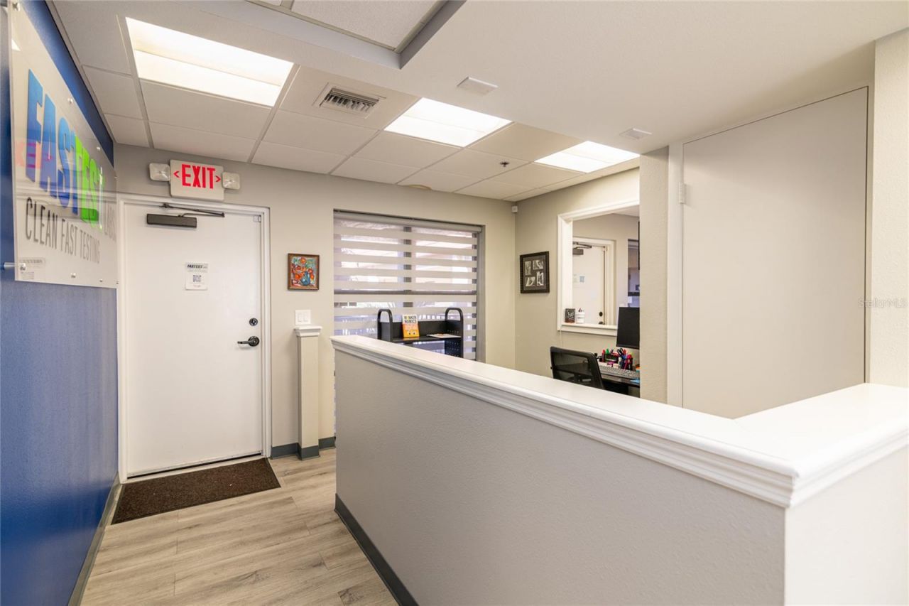 2650 Bahia Vista Street, Unit 302, Sarasota, FL 34239 Photo