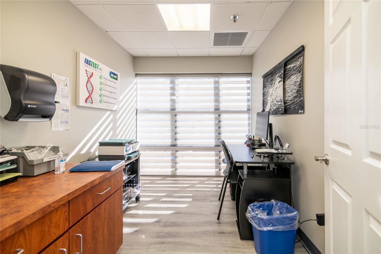 2650 Bahia Vista Street, Unit 302, Sarasota, FL 34239 Photo