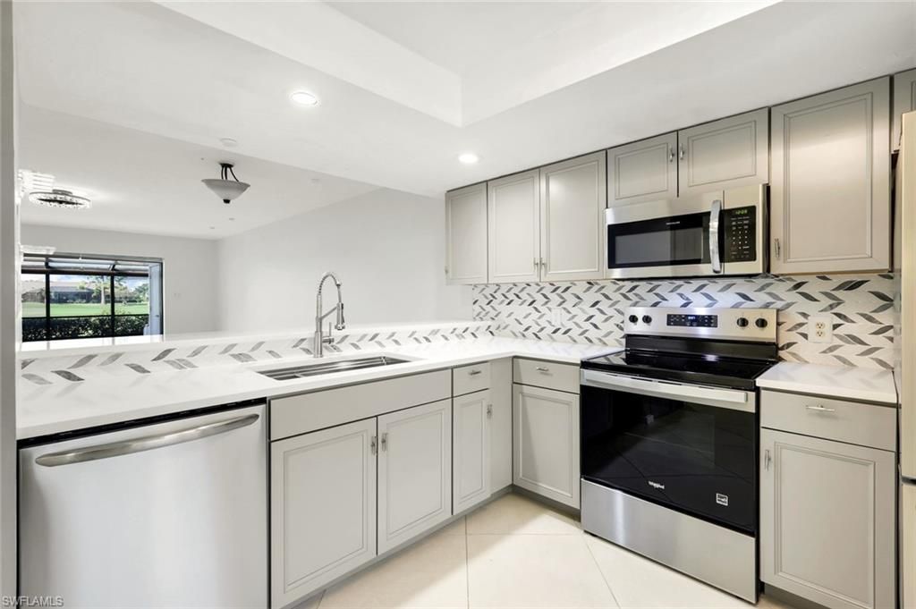 16460 Timberlakes Dr, Unit 103, Fort Myers, FL 33908 Photo