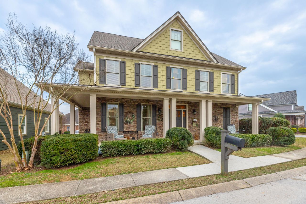 7400 Miss Madison Way, Ooltewah, TN 37363 Main Photo