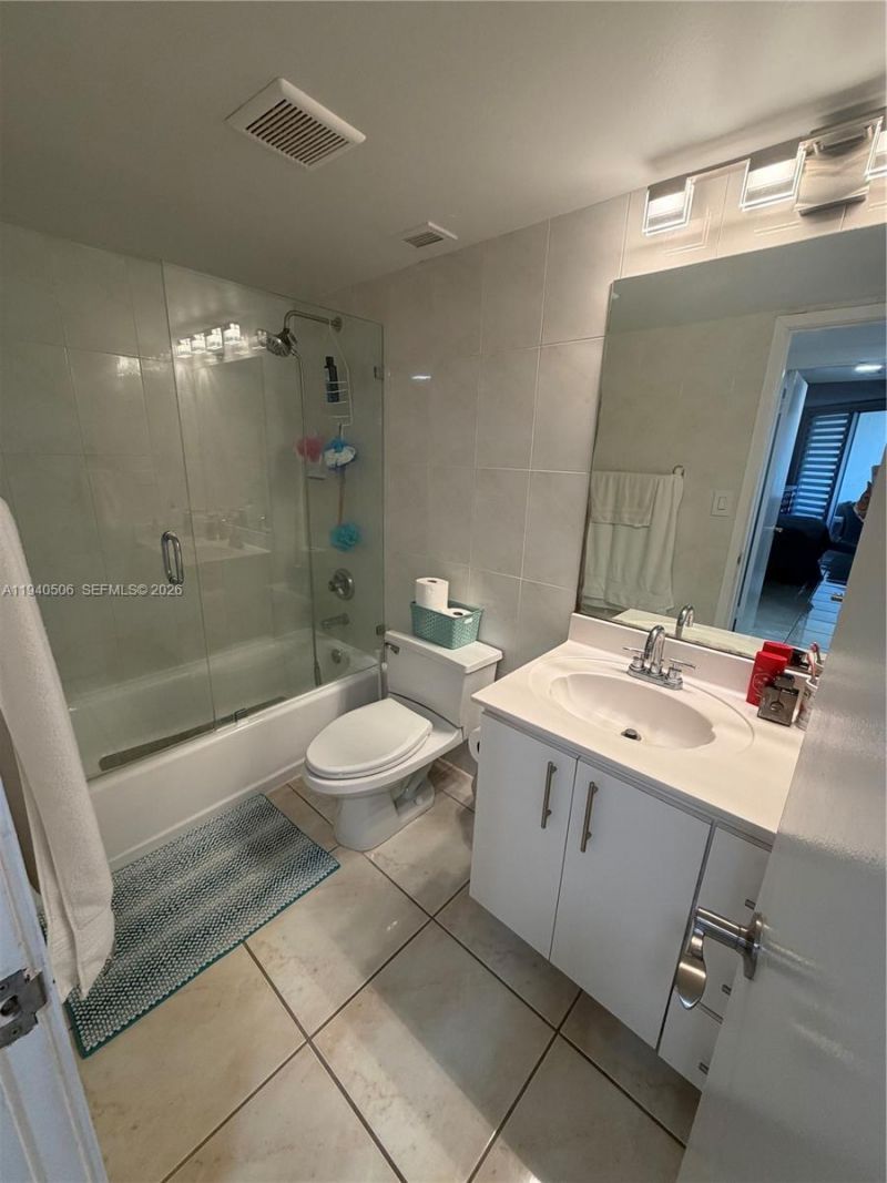 5555 Collins Ave, Unit 12S, Miami Beach, FL 33140 Photo