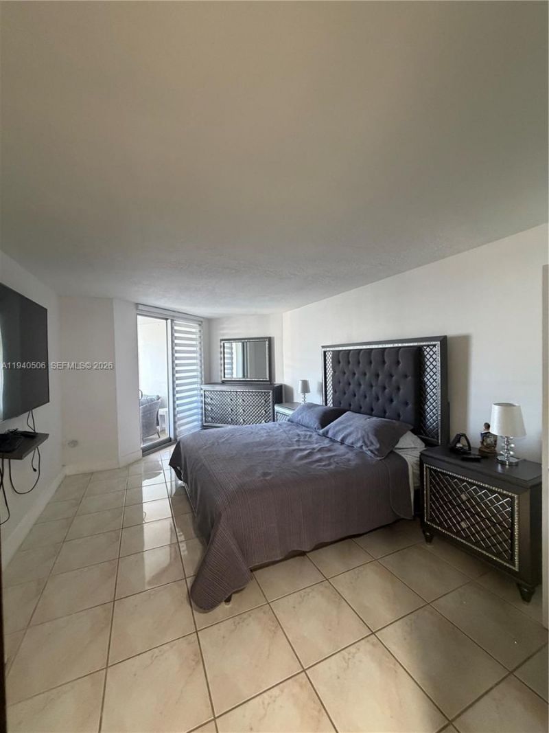 5555 Collins Ave, Unit 12S, Miami Beach, FL 33140 Photo