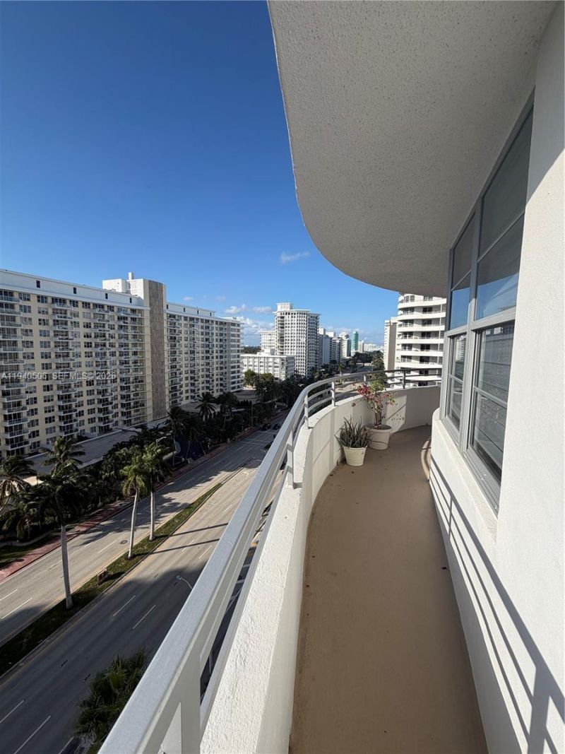 5555 Collins Ave, Unit 12S, Miami Beach, FL 33140 Photo