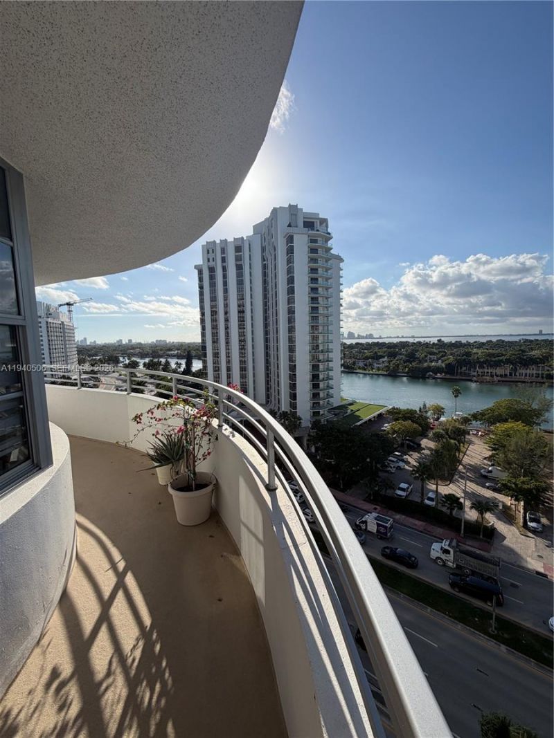 5555 Collins Ave, Unit 12S, Miami Beach, FL 33140 Photo