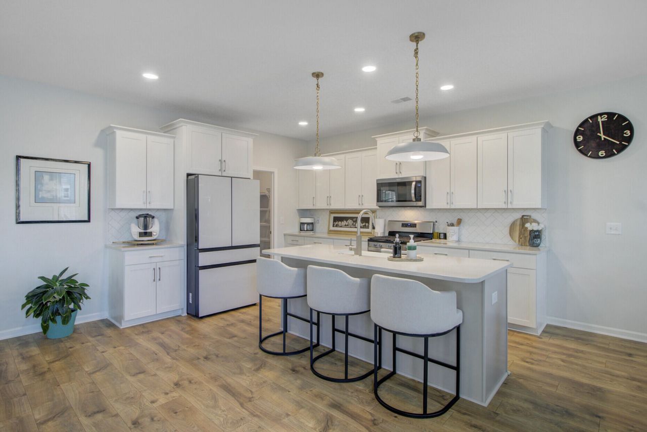 468 Eagleview Drive Photo 12