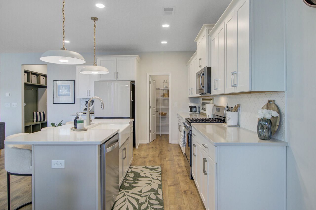 468 Eagleview Drive Photo 13