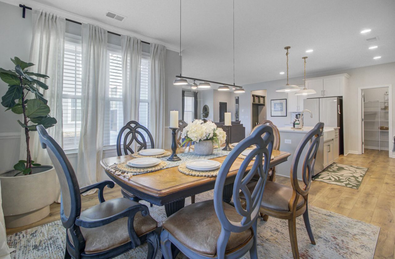 468 Eagleview Drive Photo 18