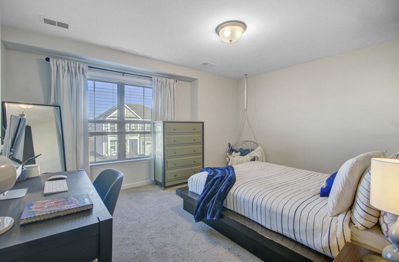 468 Eagleview Drive Photo 33