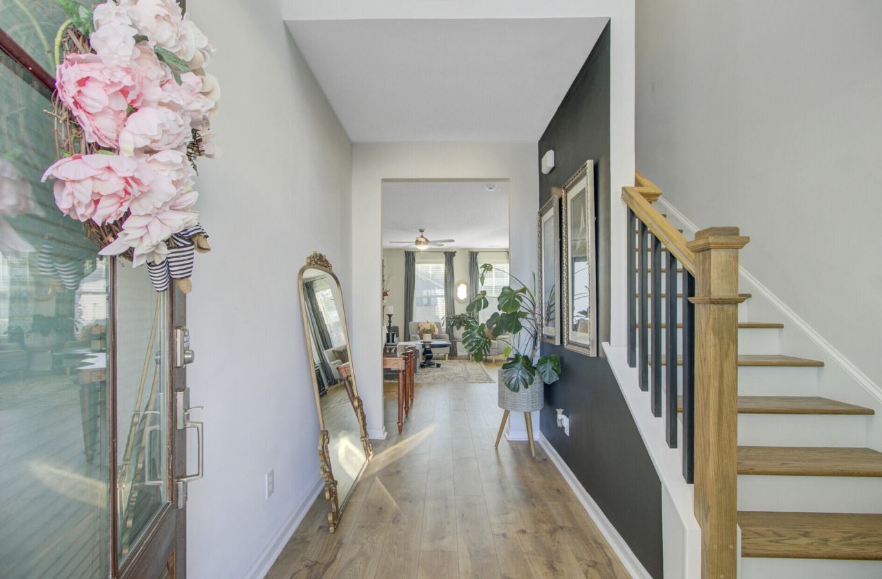 468 Eagleview Drive Photo 6