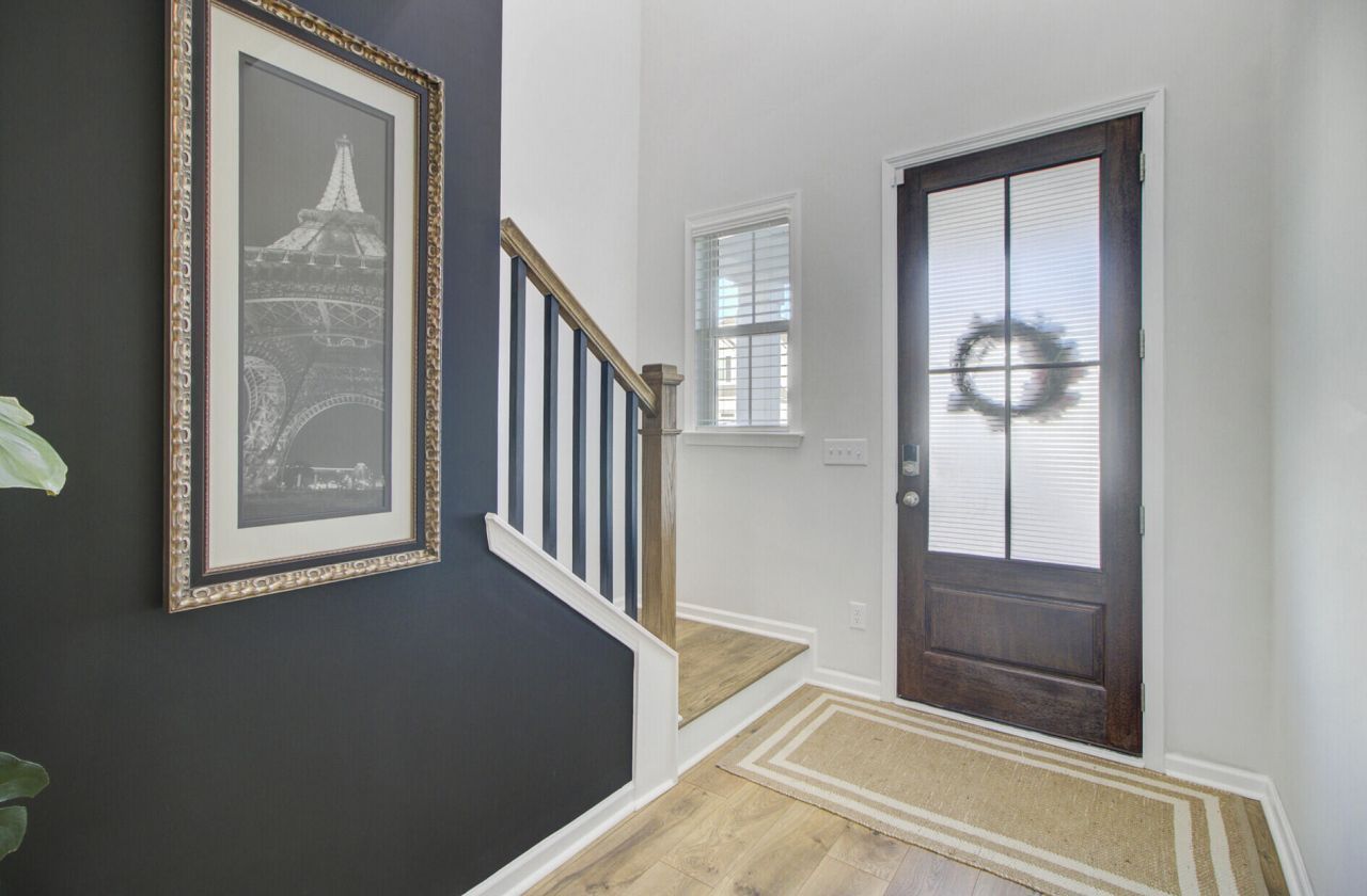 468 Eagleview Drive Photo 7