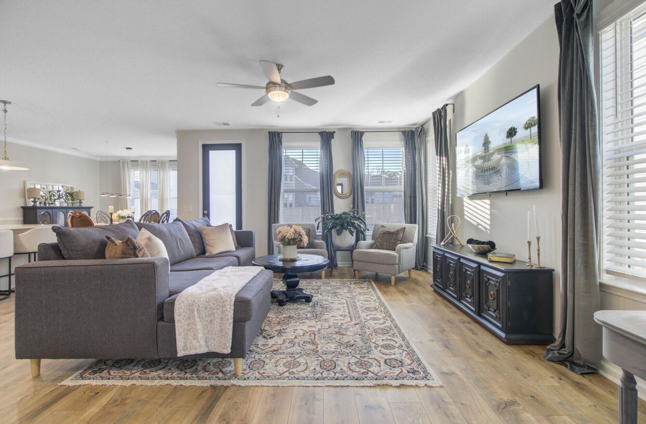 468 Eagleview Drive Photo 8