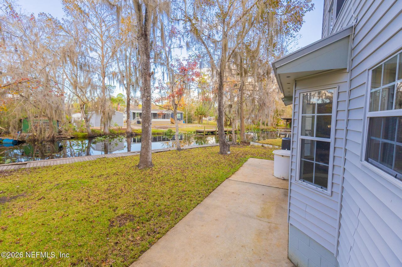 321 Paradise Circle, Satsuma, FL 32189 Photo