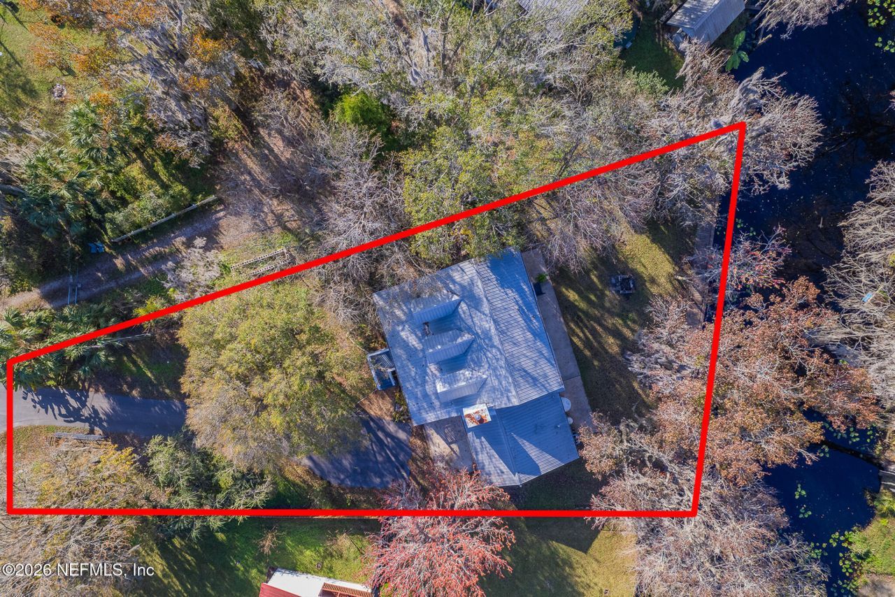 321 Paradise Circle, Satsuma, FL 32189 Photo