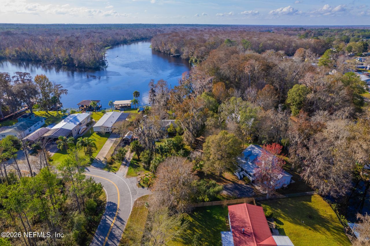 321 Paradise Circle, Satsuma, FL 32189 Photo