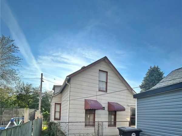 2162 Fulton Road, Cleveland, OH 44113