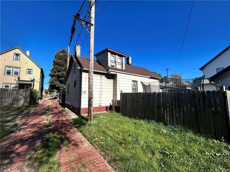 2162 Fulton Road, Cleveland, OH 44113 Photo 5