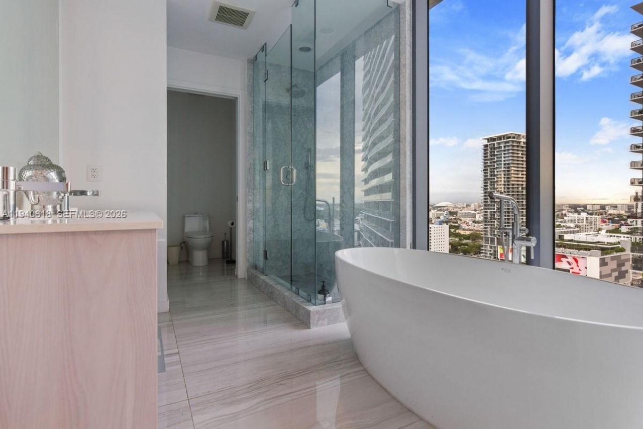 480 NE 31 St, Unit 2307, Miami, FL 33137 Photo