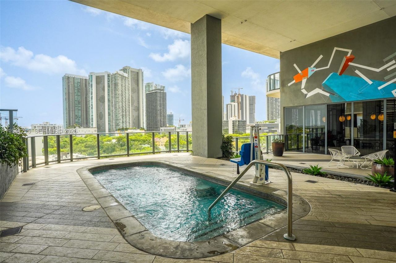 121 NE 34th St , Unit 2711, Miami, FL 33137 Photo