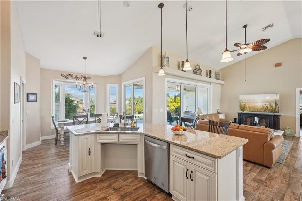 1422 NW 38th Pl, Cape Coral, FL 33993 Photo