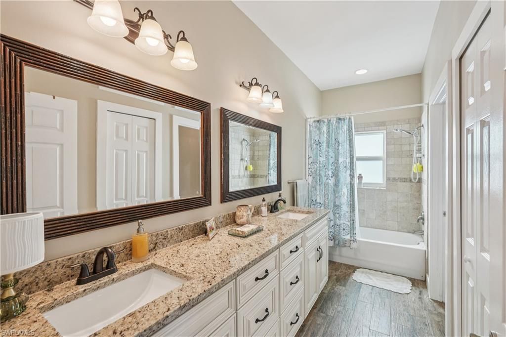 1422 NW 38th Pl, Cape Coral, FL 33993 Photo
