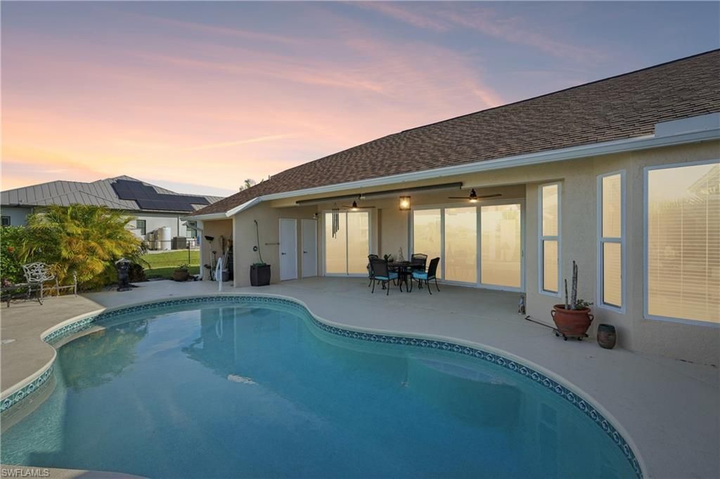 1422 NW 38th Pl, Cape Coral, FL 33993 Photo