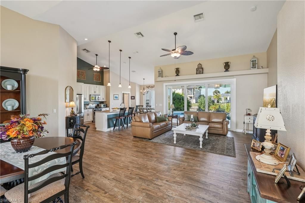 1422 NW 38th Pl, Cape Coral, FL 33993 Photo