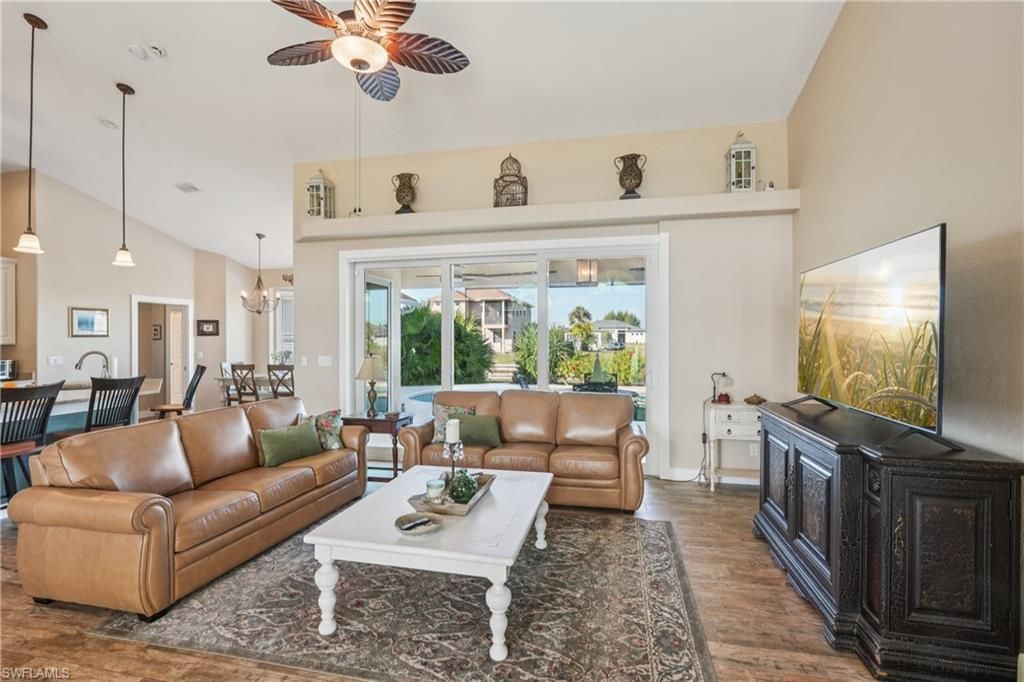 1422 NW 38th Pl, Cape Coral, FL 33993 Photo