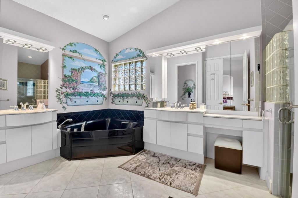 5346 Landon Circle, Boynton Beach, FL 33437 Photo