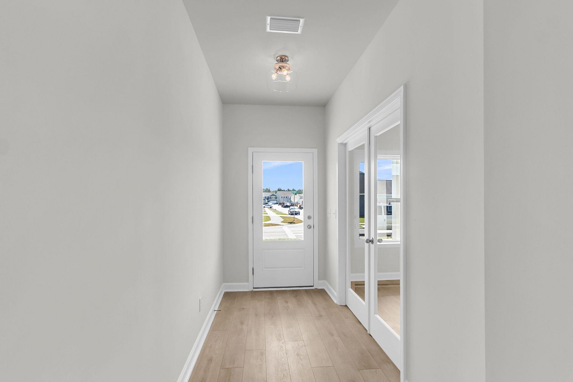 3027 Macaron Court Photo 16