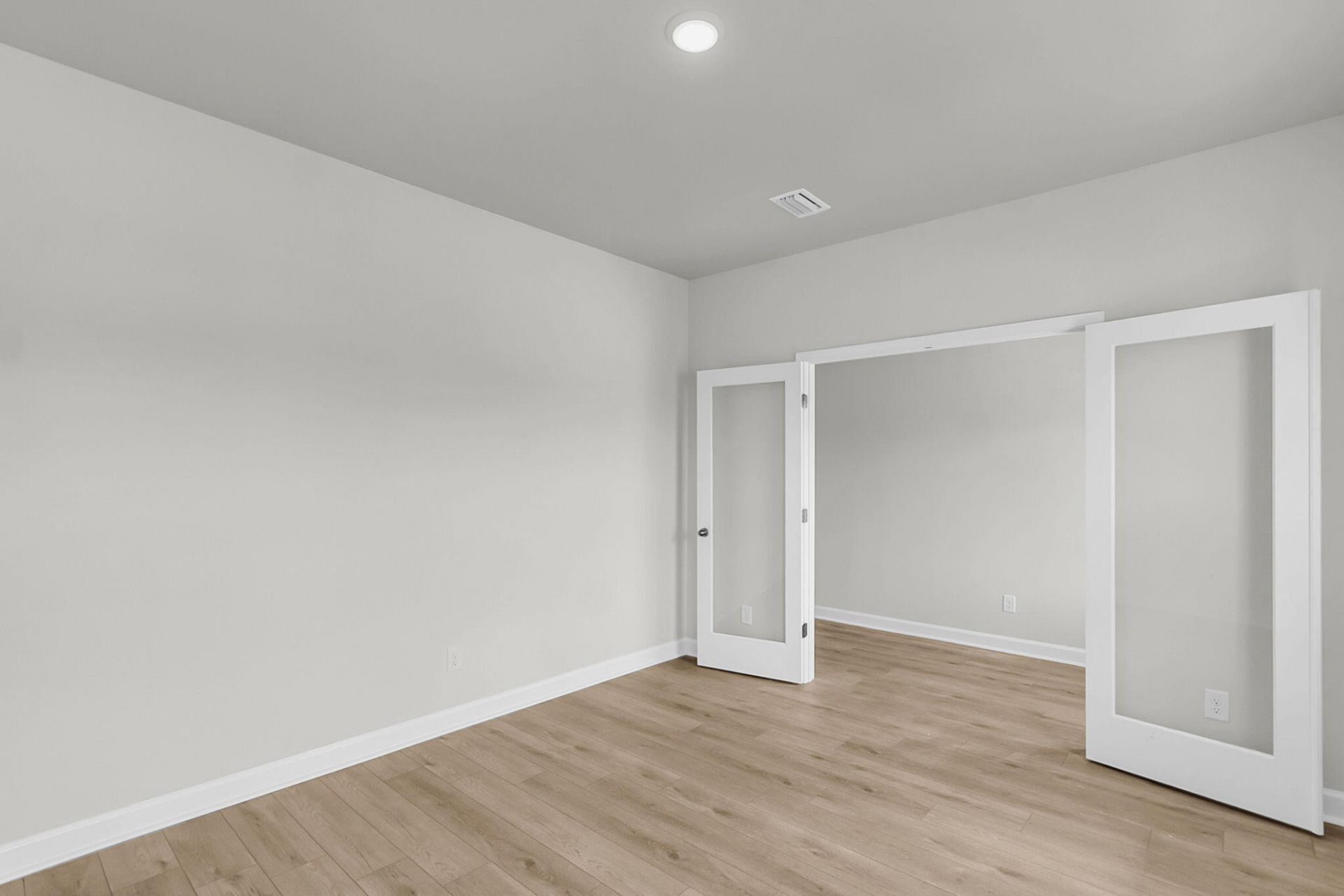 3027 Macaron Court Photo 18