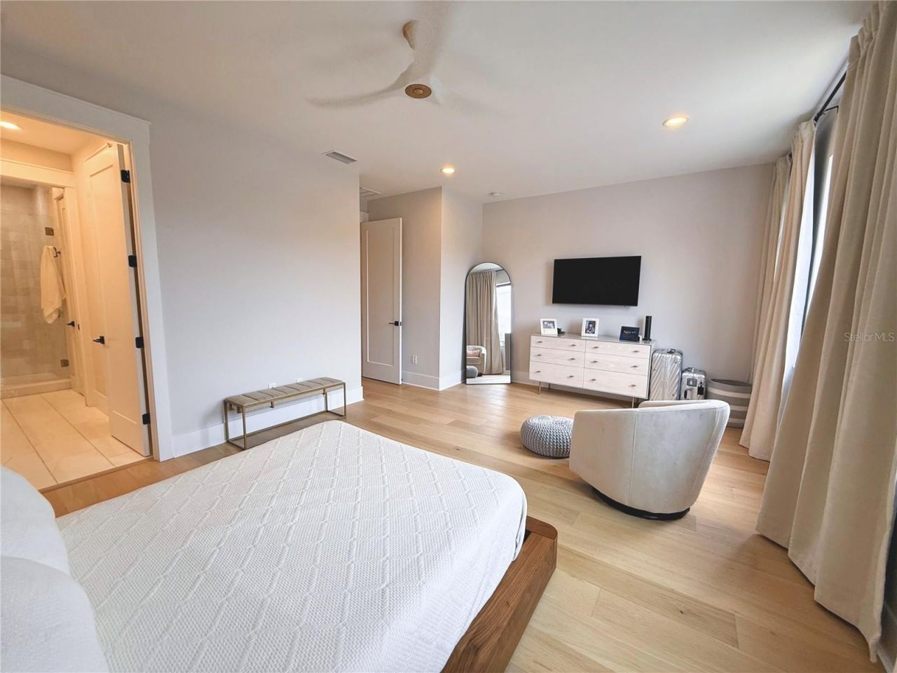 233 8th Street N, Saint Petersburg, FL 33701 Photo