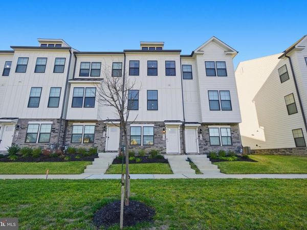 715 COURIER LANE, FREDERICK, MD 21701