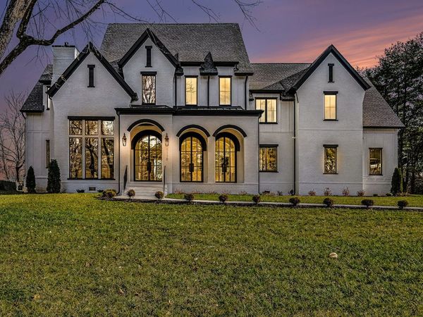 1110 Lipscomb Dr, Brentwood, TN 37027