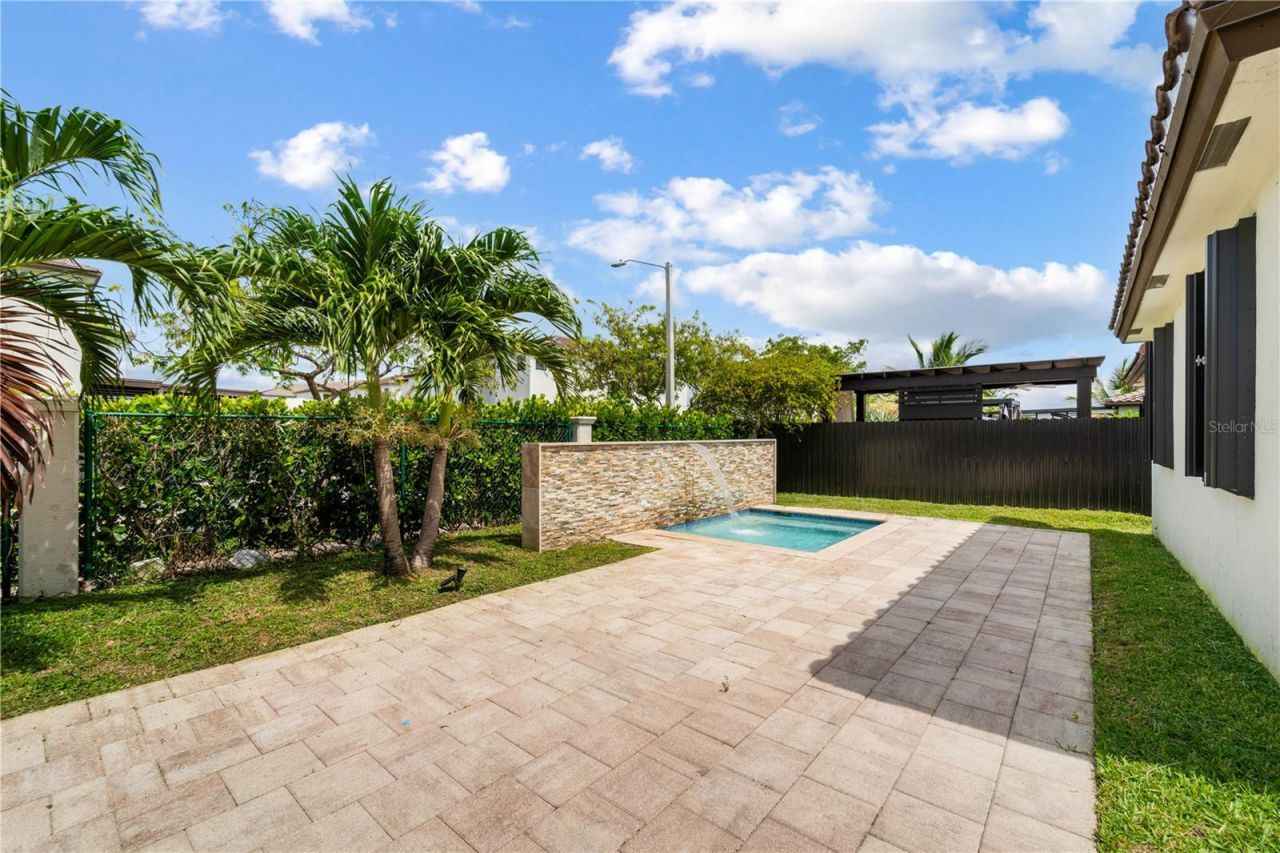 22938 SW 128th Place, Miami, FL 33170 Photo